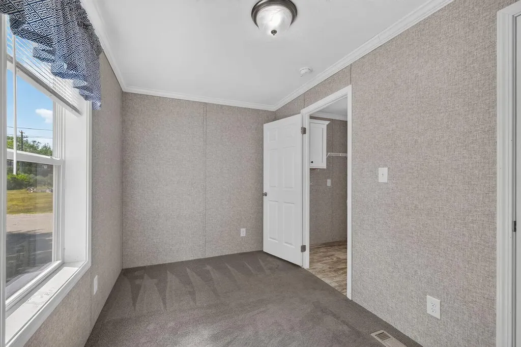 7 Gendreau Lane Sanford ME 04073
