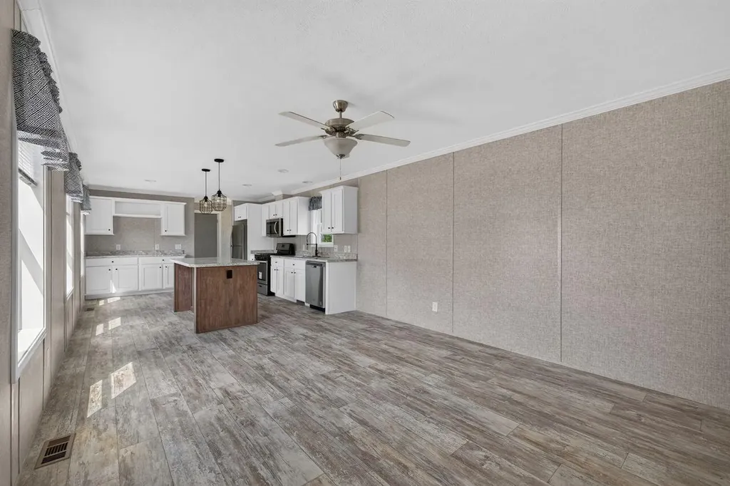 7 Gendreau Lane Sanford ME 04073