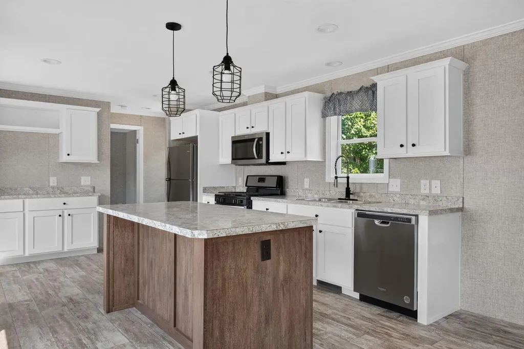 7 Gendreau Lane Sanford ME 04073