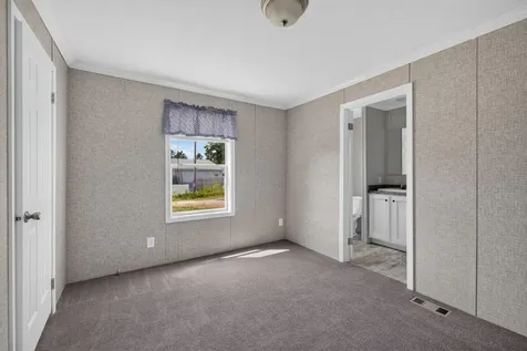 7 Gendreau Lane Sanford ME 04073