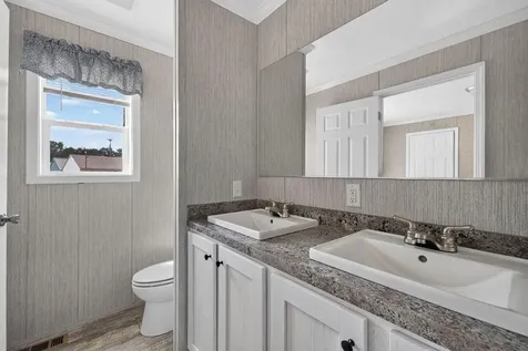 7 Gendreau Lane Sanford ME 04073