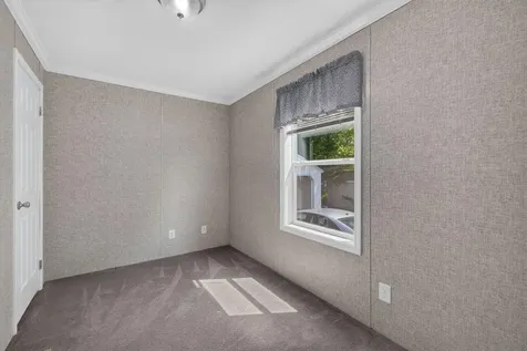 7 Gendreau Lane Sanford ME 04073
