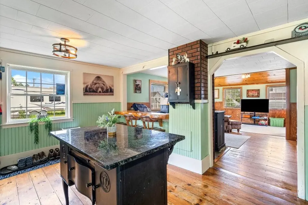 7 Wells Street Greenville ME 04441