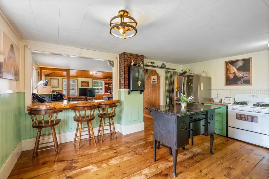 7 Wells Street Greenville ME 04441
