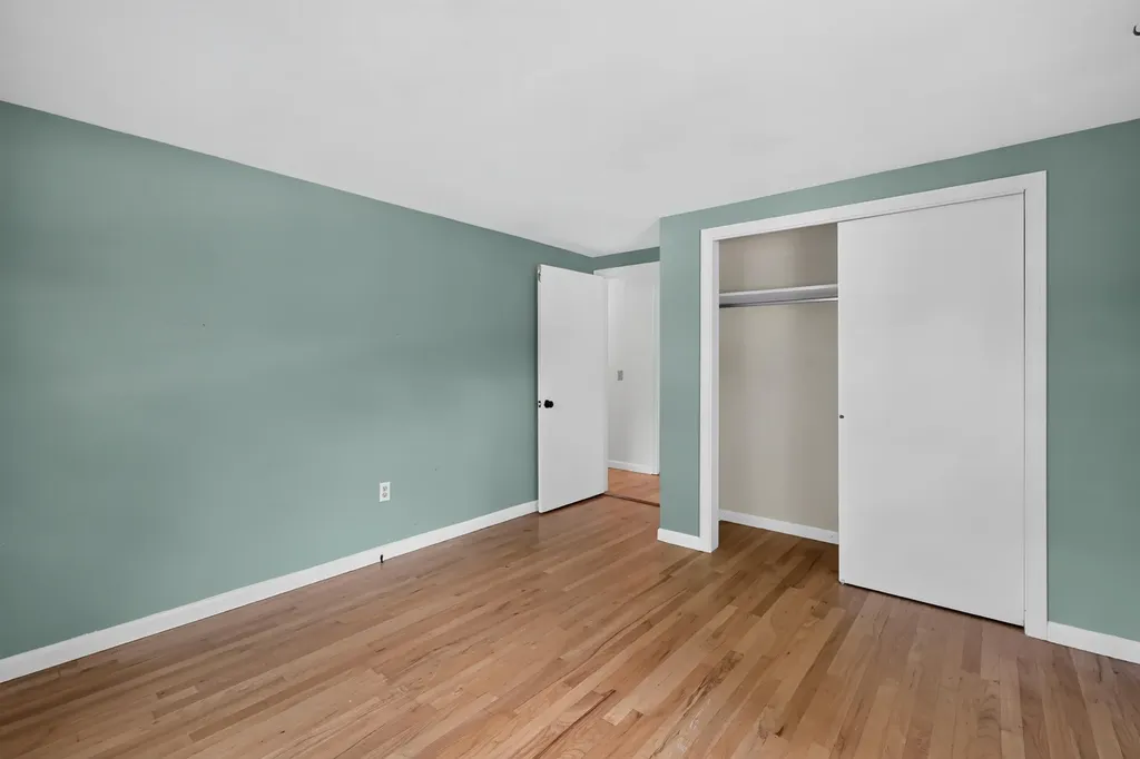 15 Cleveland Circle South Portland ME 04106