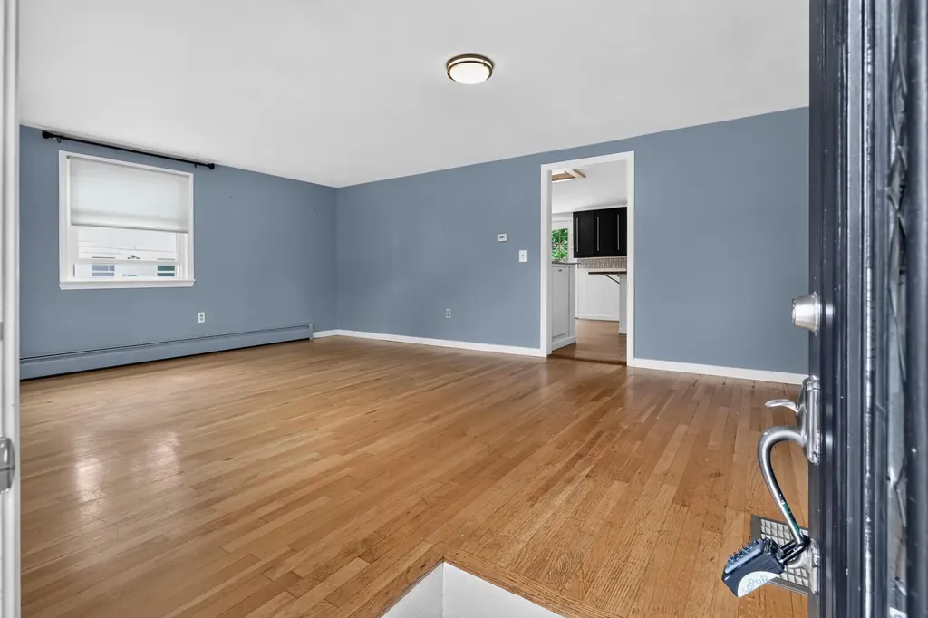 15 Cleveland Circle South Portland ME 04106