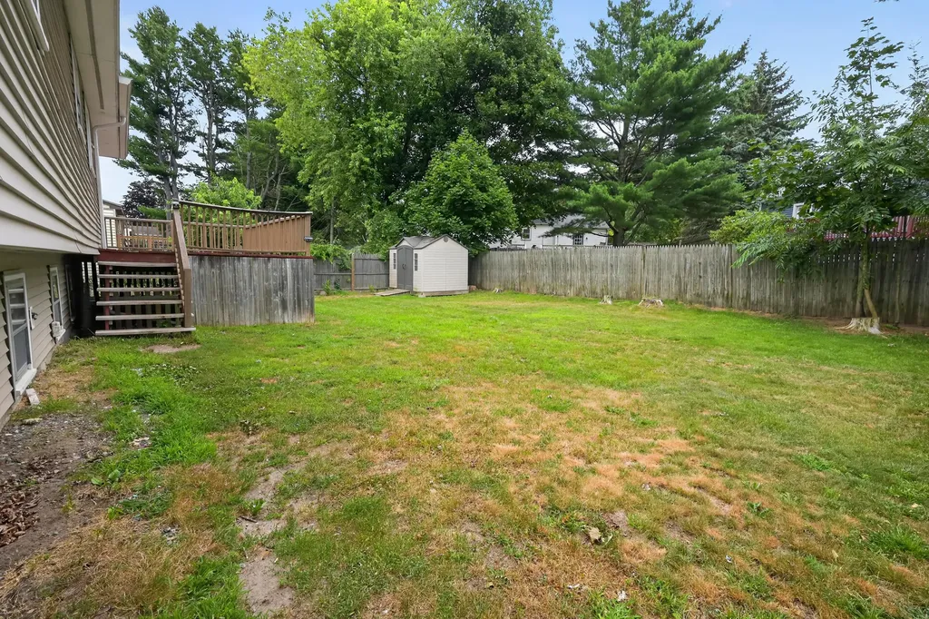 15 Cleveland Circle South Portland ME 04106