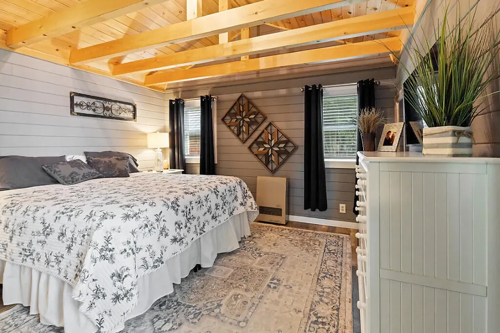 165 Helens Lane Hartland ME 04943