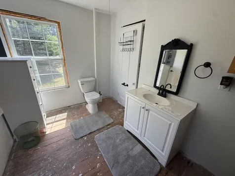 1013 Hummingbird Lane Vinalhaven ME 04863