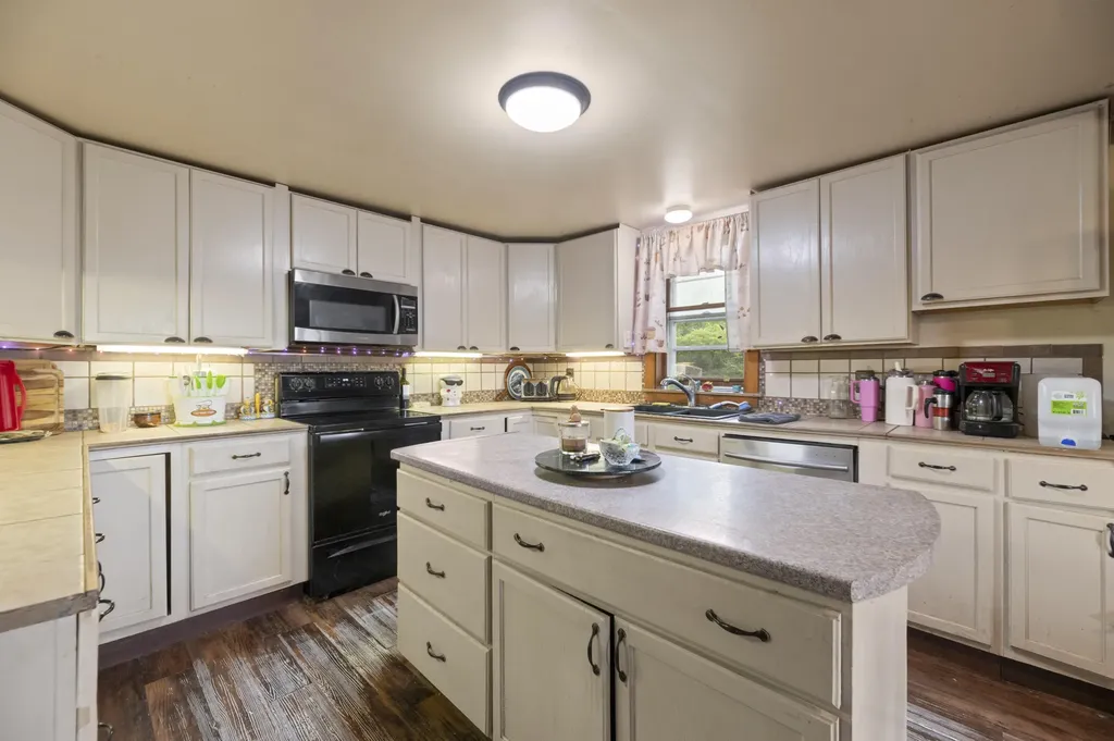 203 Curtis Road Monroe ME 04951