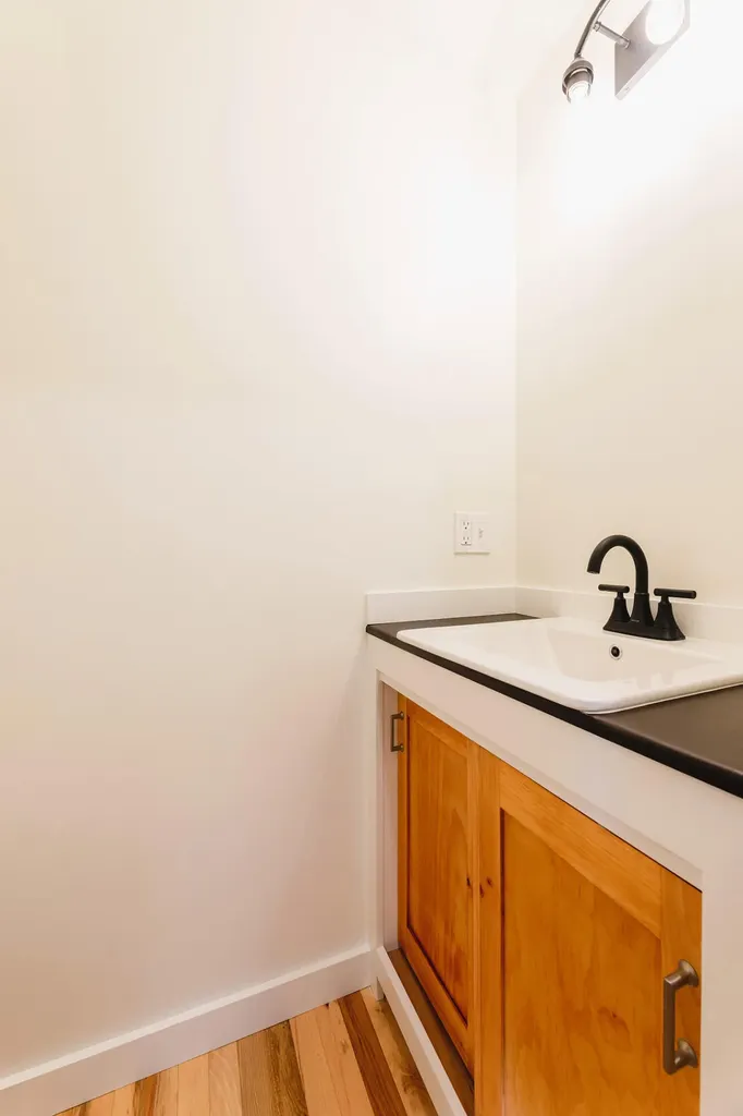 30 Bayberry Lane Camden ME 04843