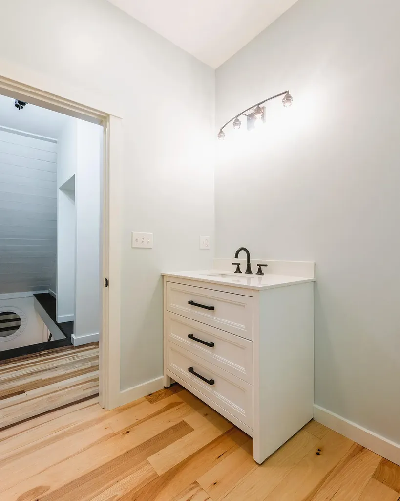 30 Bayberry Lane Camden ME 04843
