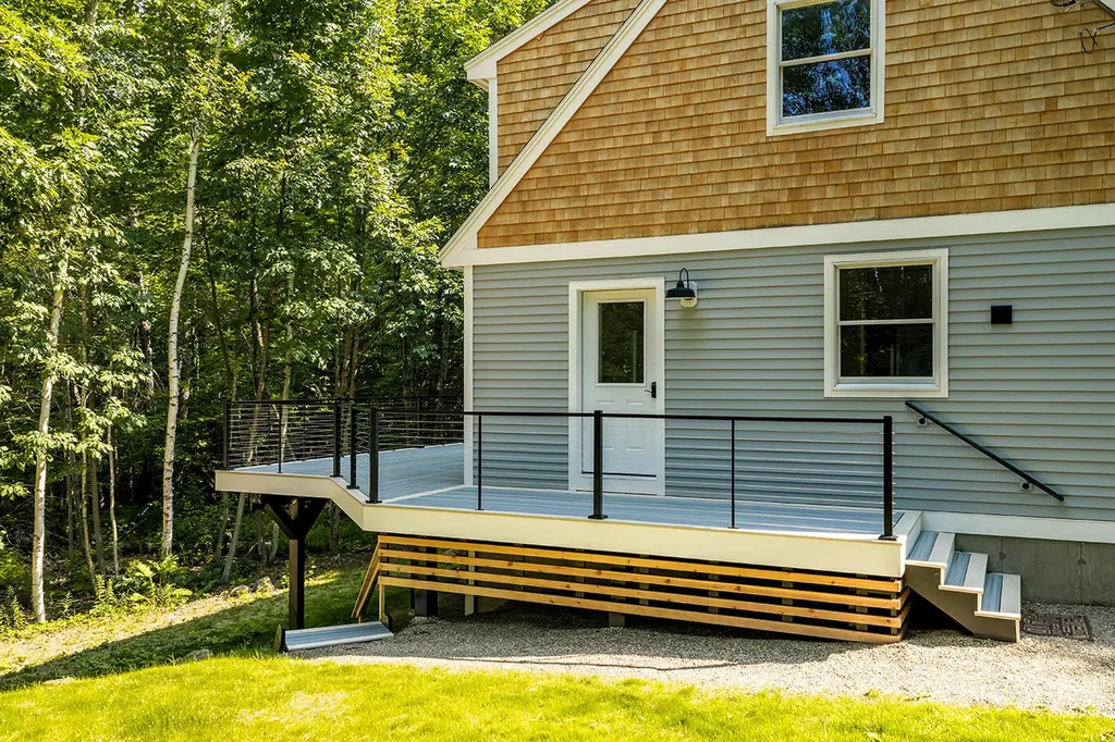 30 Bayberry Lane Camden ME 04843