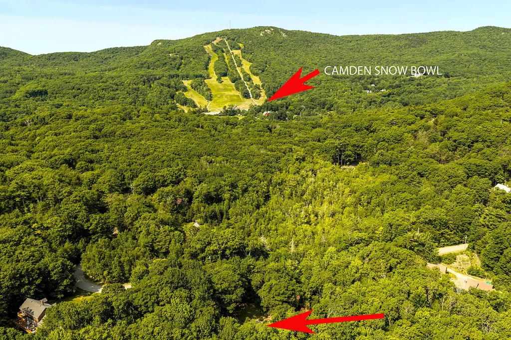 30 Bayberry Lane Camden ME 04843