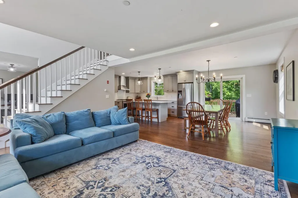 10 Charlan Lane Windham ME 04062