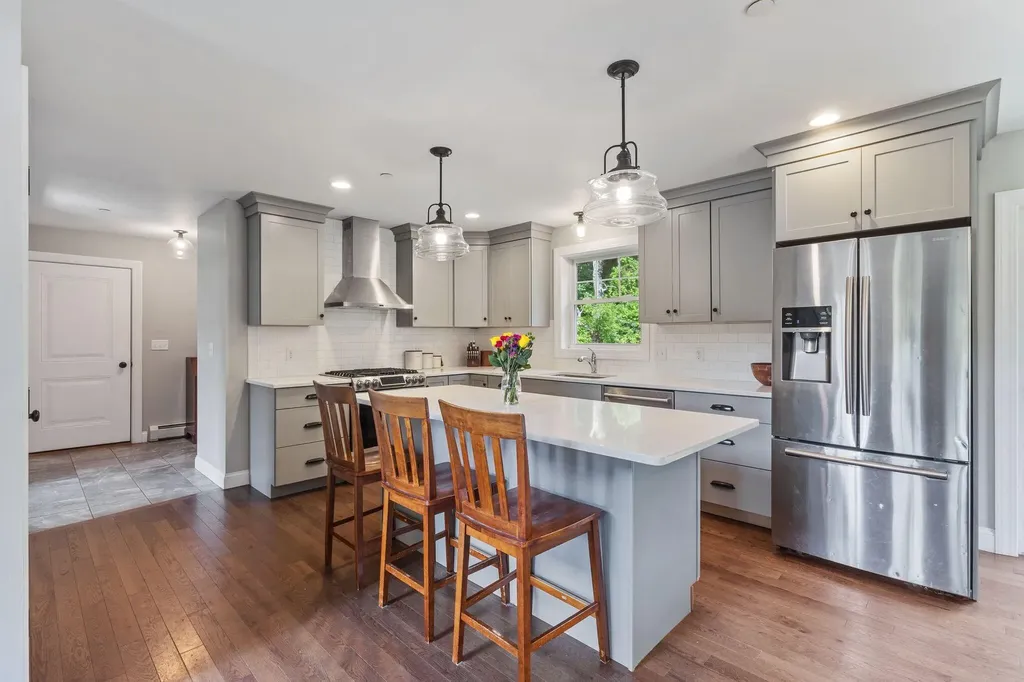 10 Charlan Lane Windham ME 04062
