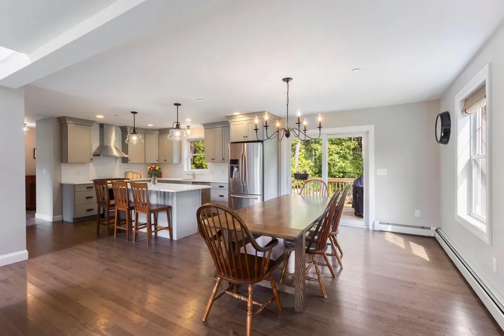 10 Charlan Lane Windham ME 04062