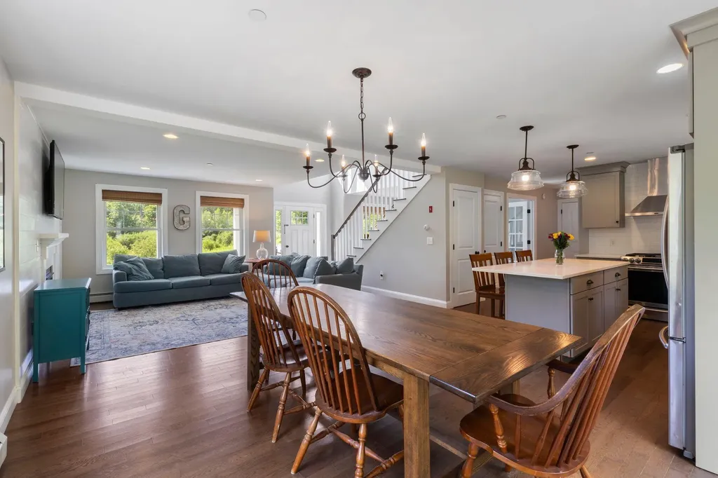 10 Charlan Lane Windham ME 04062
