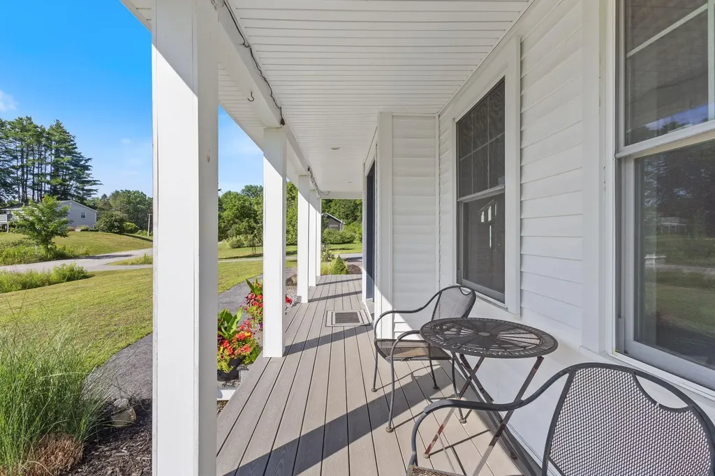 10 Charlan Lane Windham ME 04062
