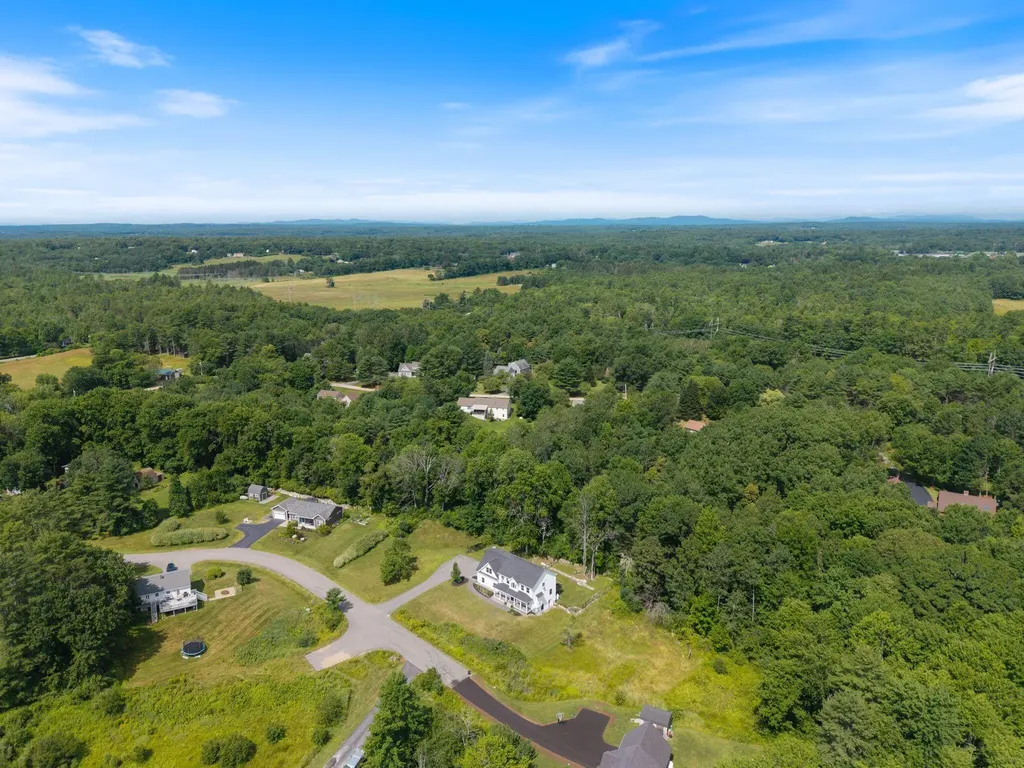 10 Charlan Lane Windham ME 04062