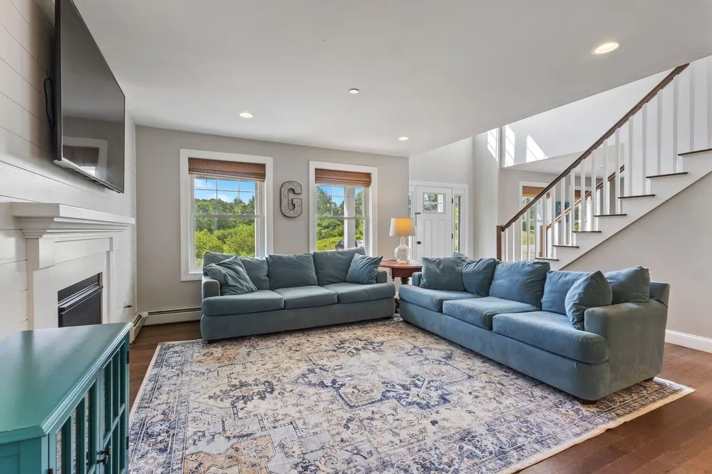 10 Charlan Lane Windham ME 04062