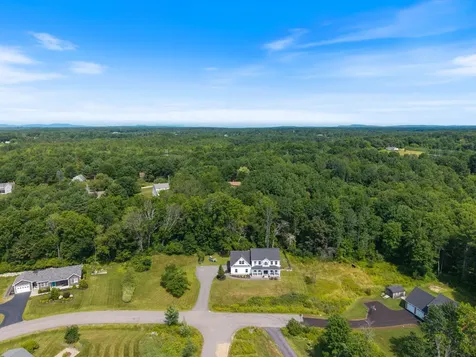 10 Charlan Lane Windham ME 04062