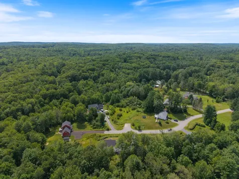 10 Charlan Lane Windham ME 04062