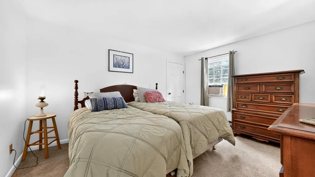 14 Mountain View Lane Standish ME 04084
