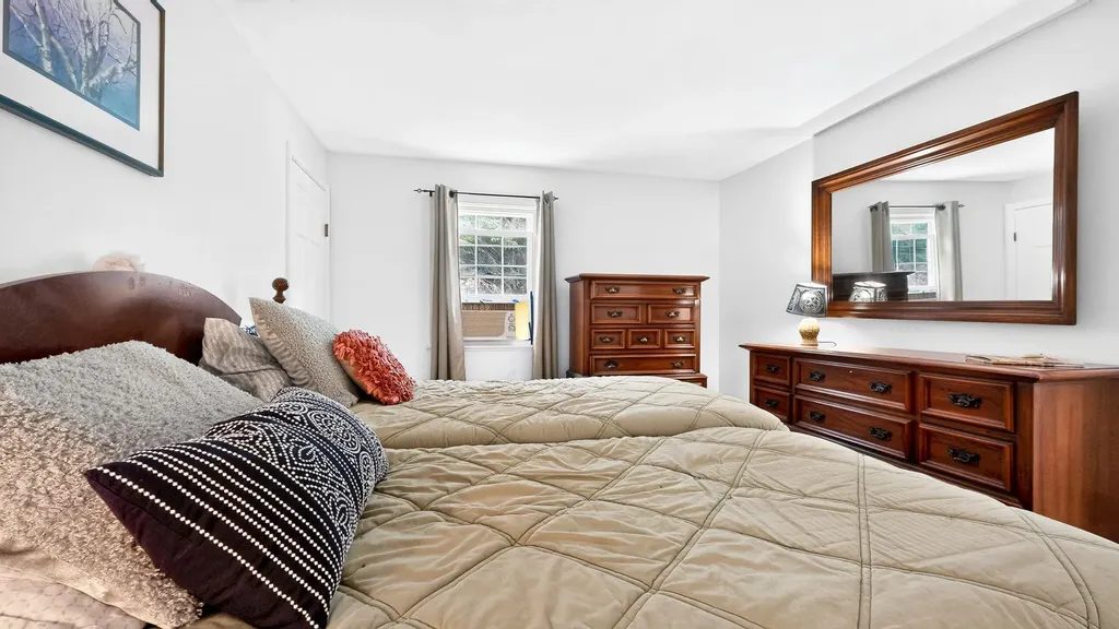 14 Mountain View Lane Standish ME 04084