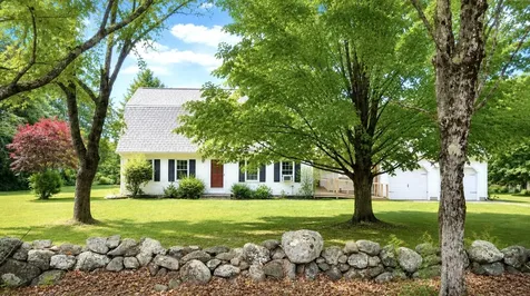 14 Mountain View Lane Standish ME 04084