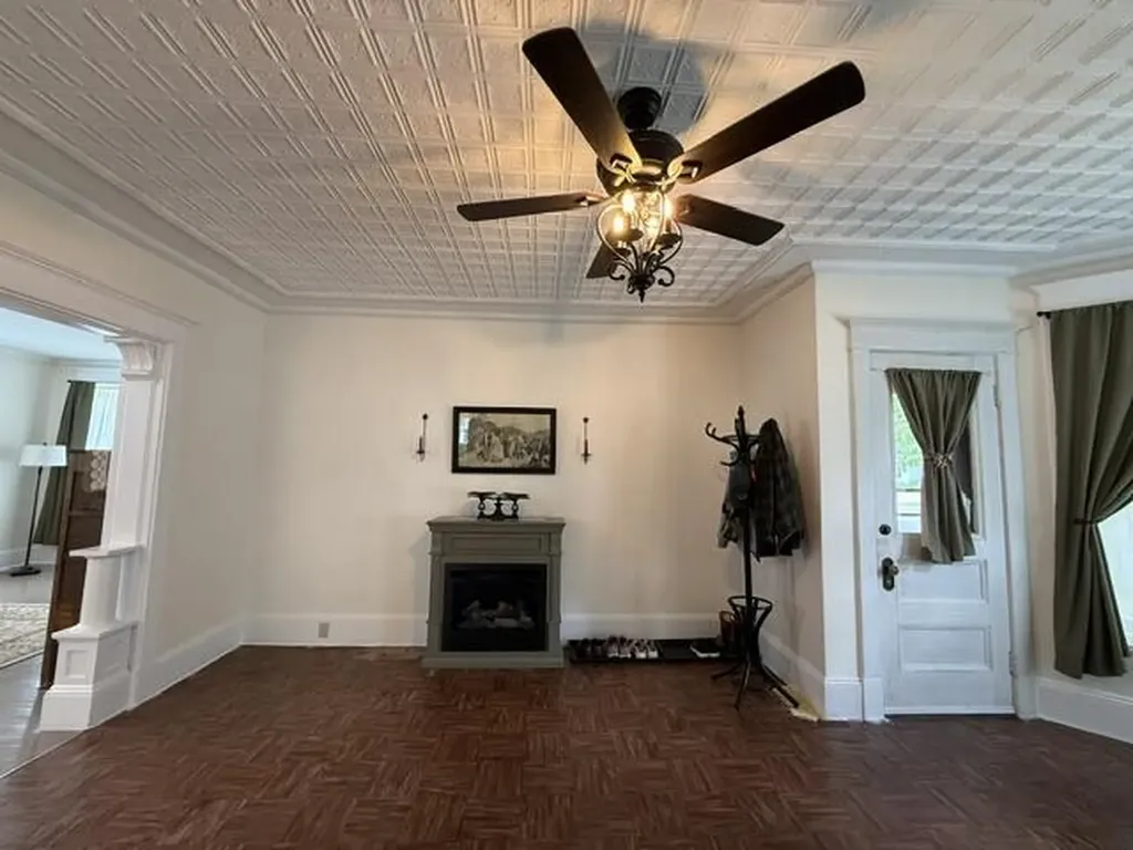 51 Broadway Street Baileyville ME 04694