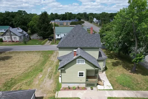 51 Broadway Street Baileyville ME 04694
