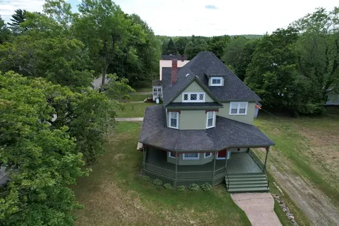 51 Broadway Street Baileyville ME 04694