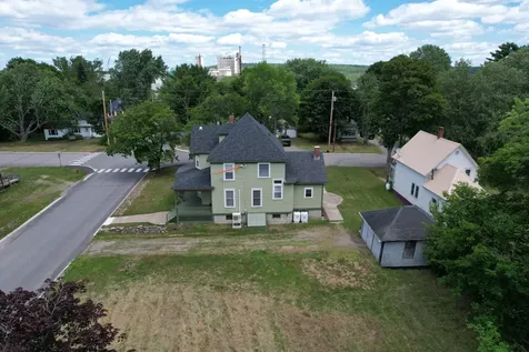 51 Broadway Street Baileyville ME 04694