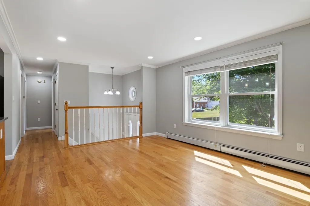 214 Tandberg Trail Windham ME 04062