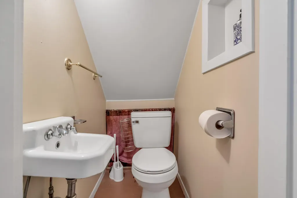 250 Main Street Auburn ME 04210