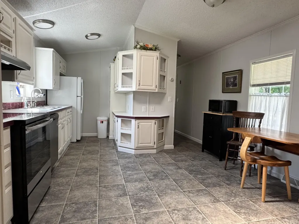 38 Ridgeroad Road Randolph ME 04346