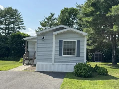 38 Ridge Road Randolph ME 04346