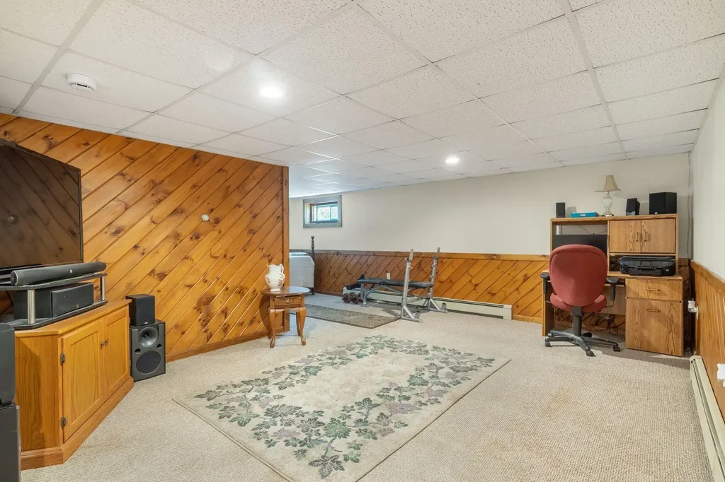 14 Flint Rock Drive York ME 03909