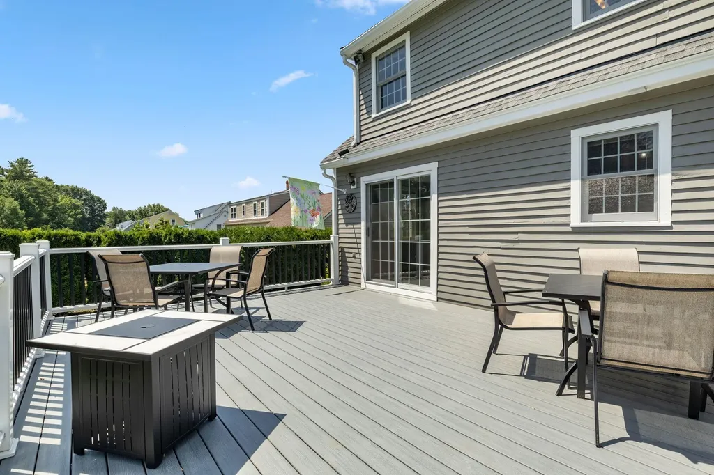 14 Flint Rock Drive York ME 03909