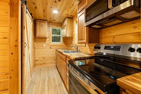 212 Ross Hill Road Saint Albans ME 04971