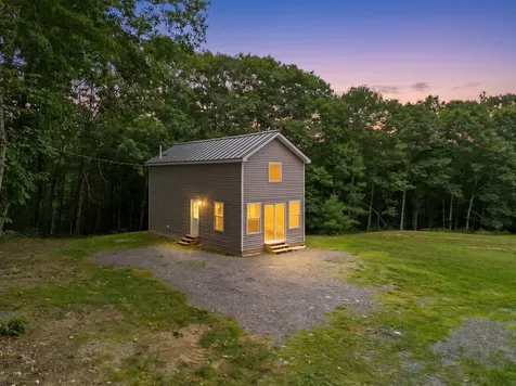212 Ross Hill Road Saint Albans ME 04971