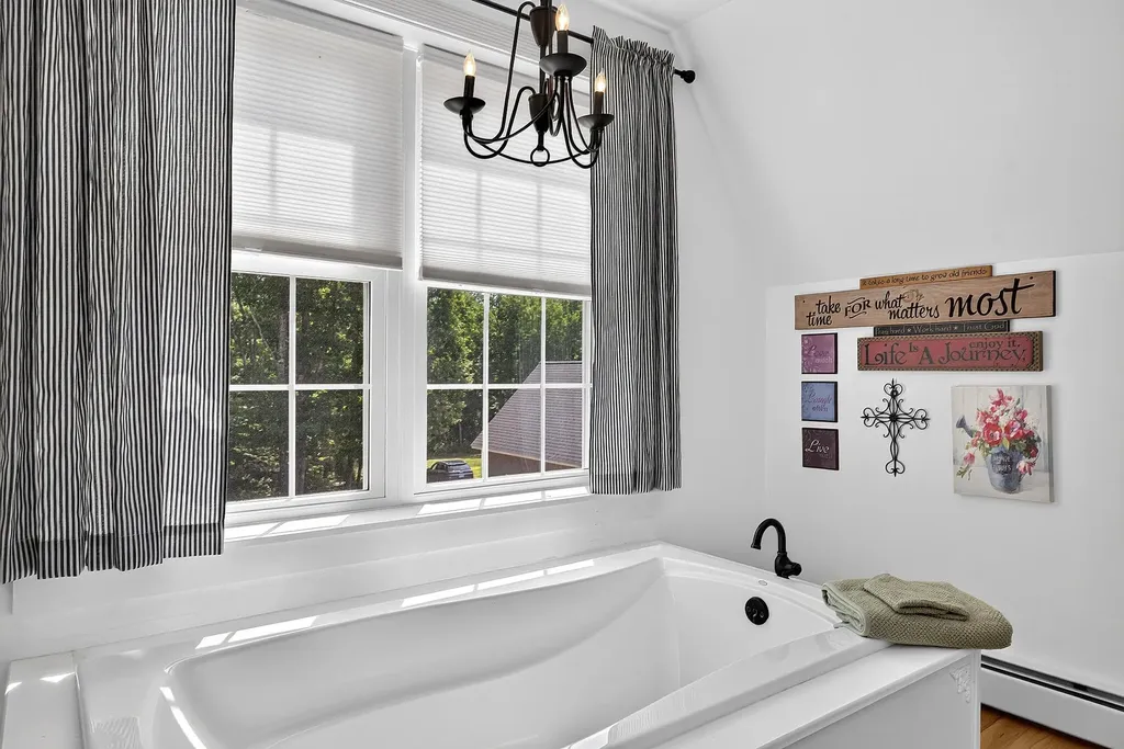 45 Kelley Road Pittston ME 04345