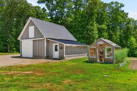 45 Kelley Road Pittston ME 04345
