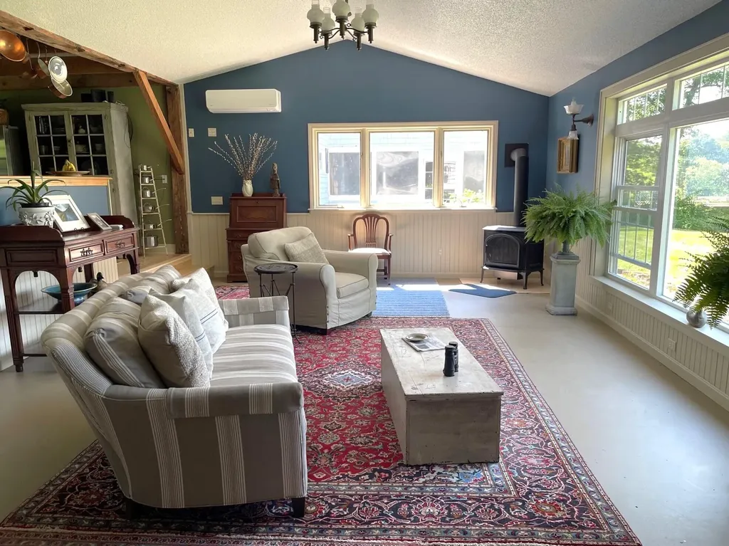 54 Corinna Road Saint Albans ME 04971