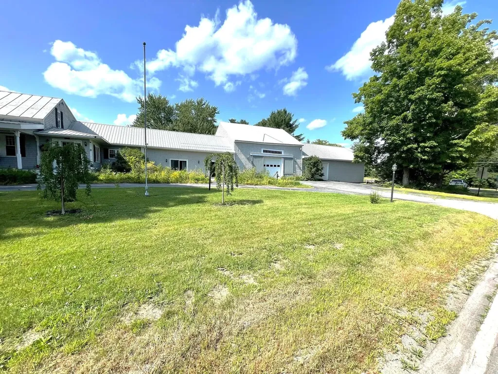 54 Corinna Road Saint Albans ME 04971