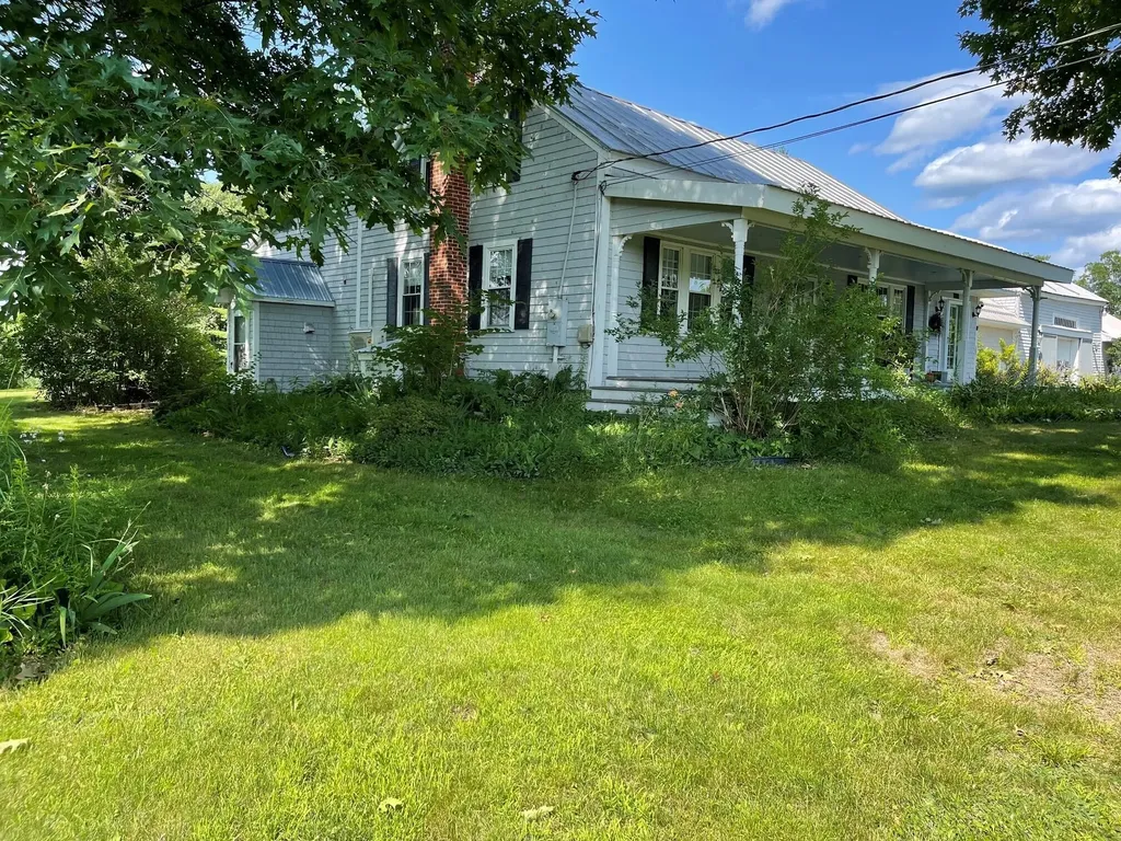 54 Corinna Road Saint Albans ME 04971