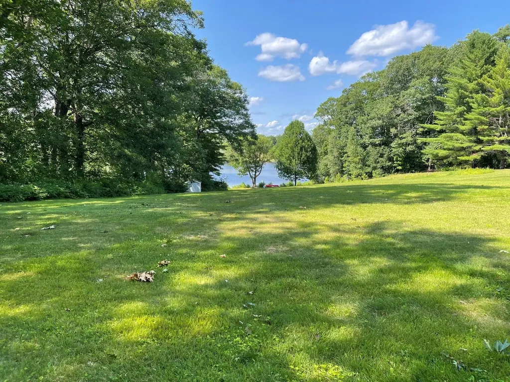 54 Corinna Road Saint Albans ME 04971