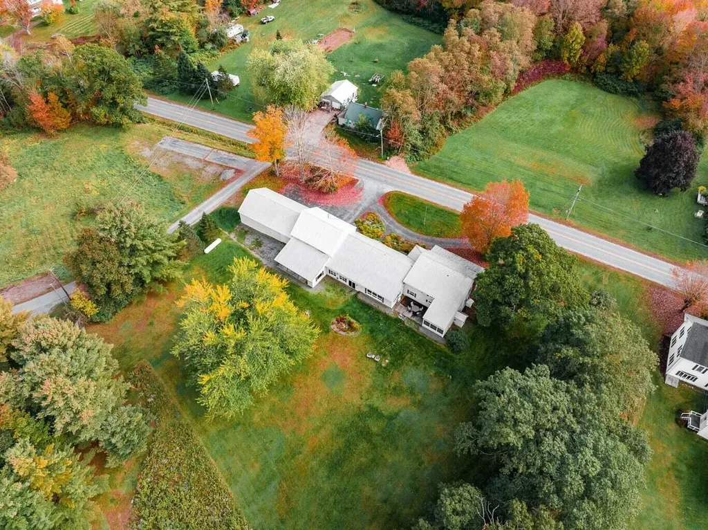 54 Corinna Road Saint Albans ME 04971