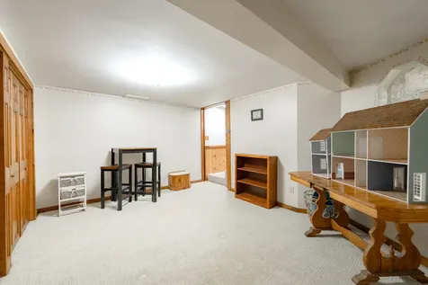 17 Heathwood Lane Lewiston ME 04240